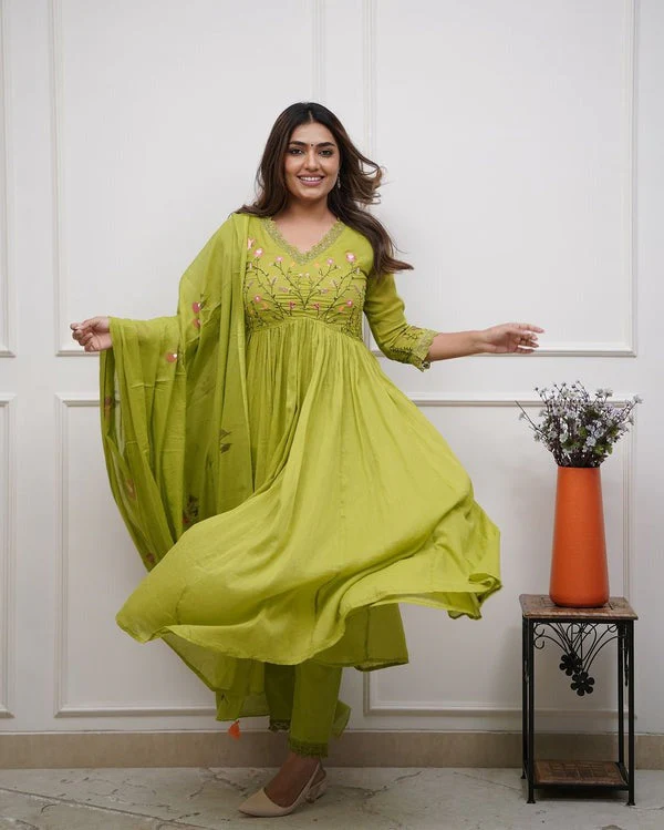 Beautiful Embroidery and Sequence Work Set For Women (Green) - Image 5
