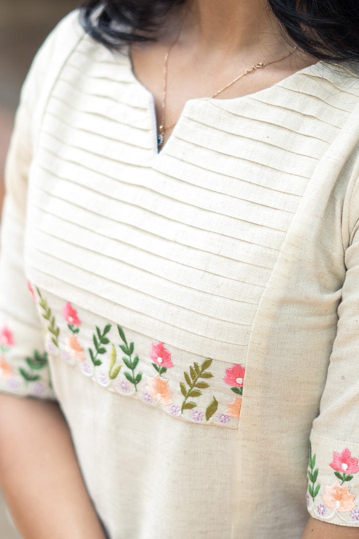 Off White Kurti Combination With Pant Set - Image 3