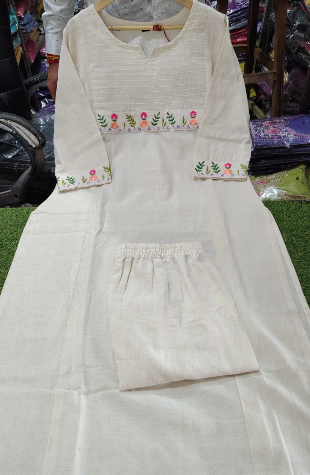 Off White Kurti Combination With Pant Set - Image 5