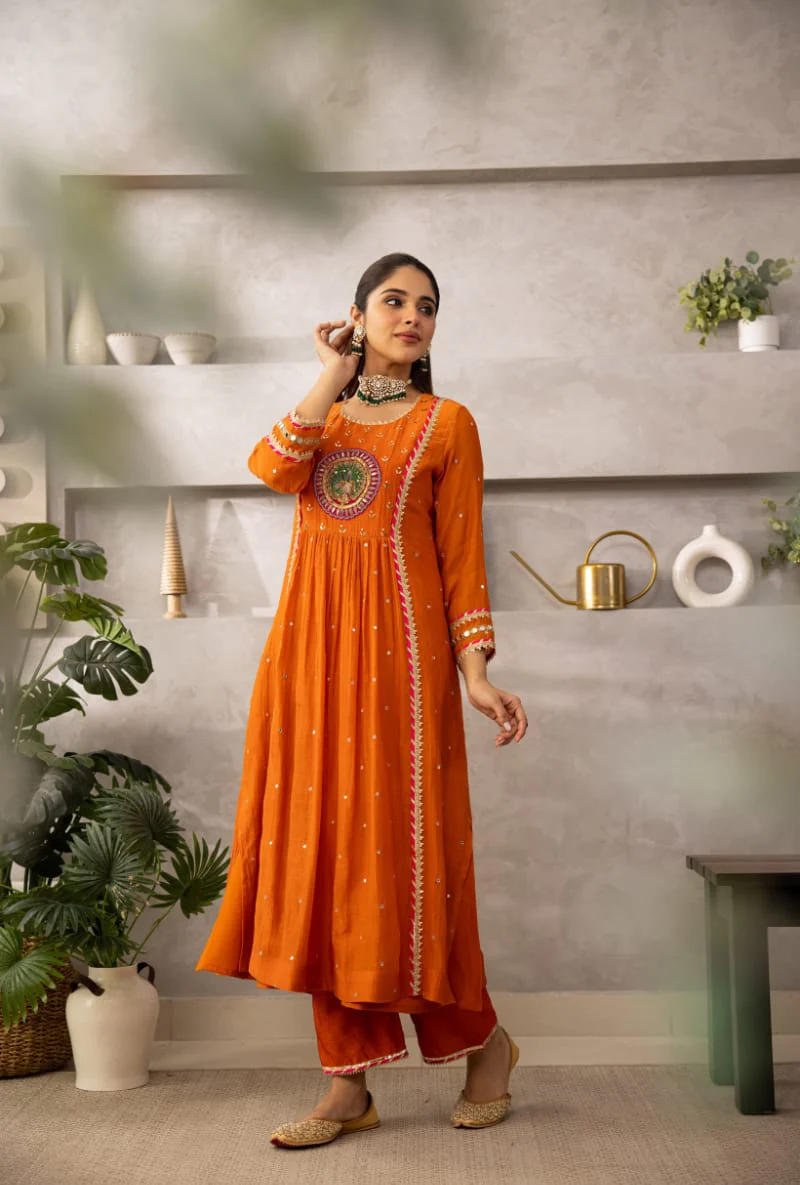 Rust Peacock Motif Laado Kurta Set - Image 6