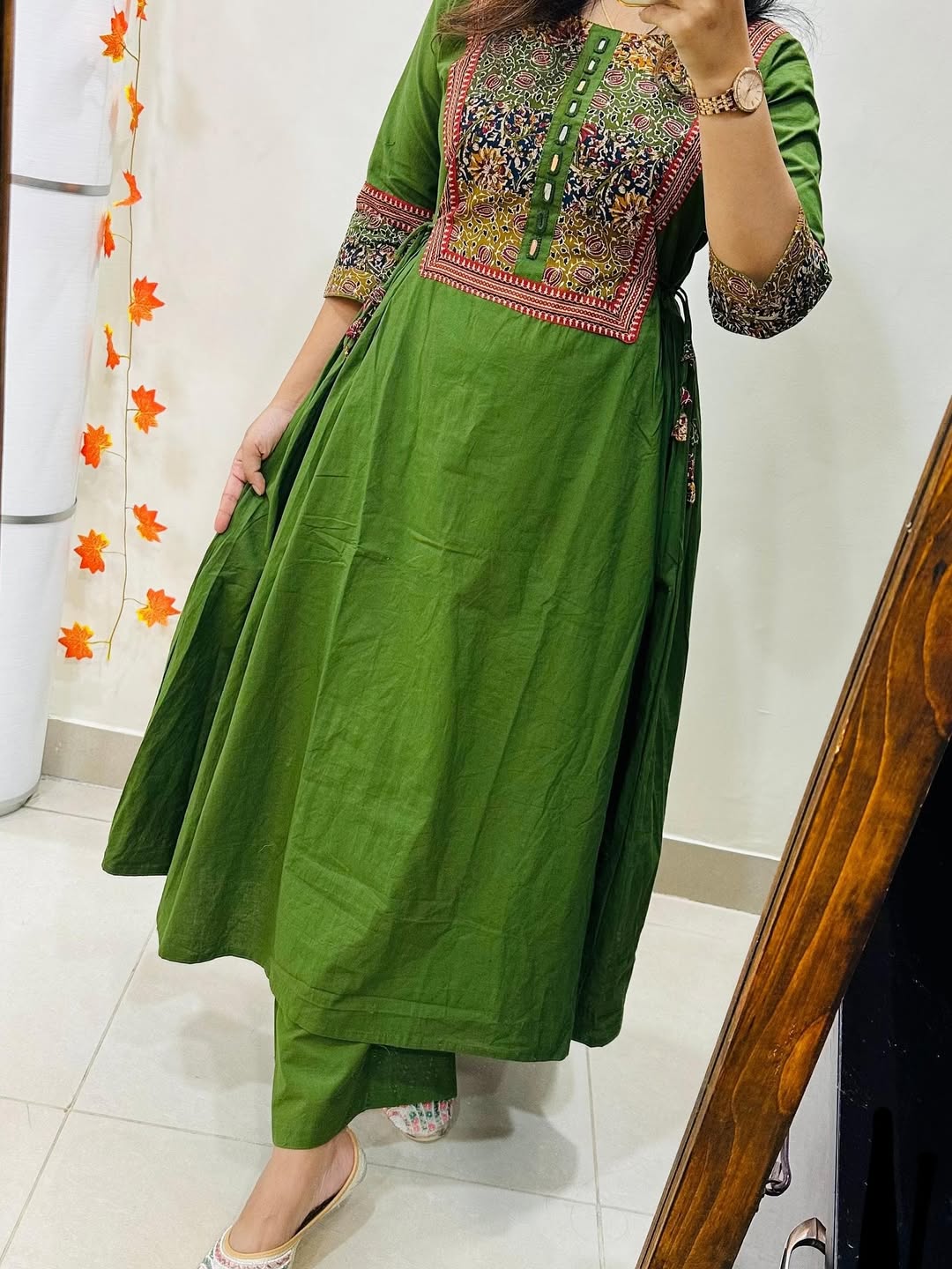 Women’s Olive Green Cotton Anarkali Kurta Pant Set with Embroidered Yoke - Image 4